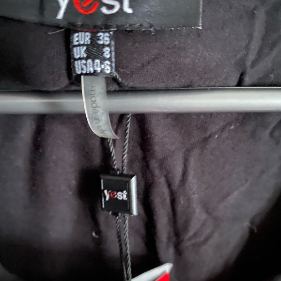 Yest black dress - Picture 2 of 3